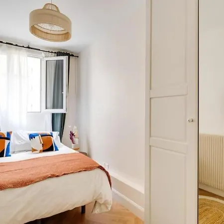 Trocadero -3 Bedrooms * Paříž